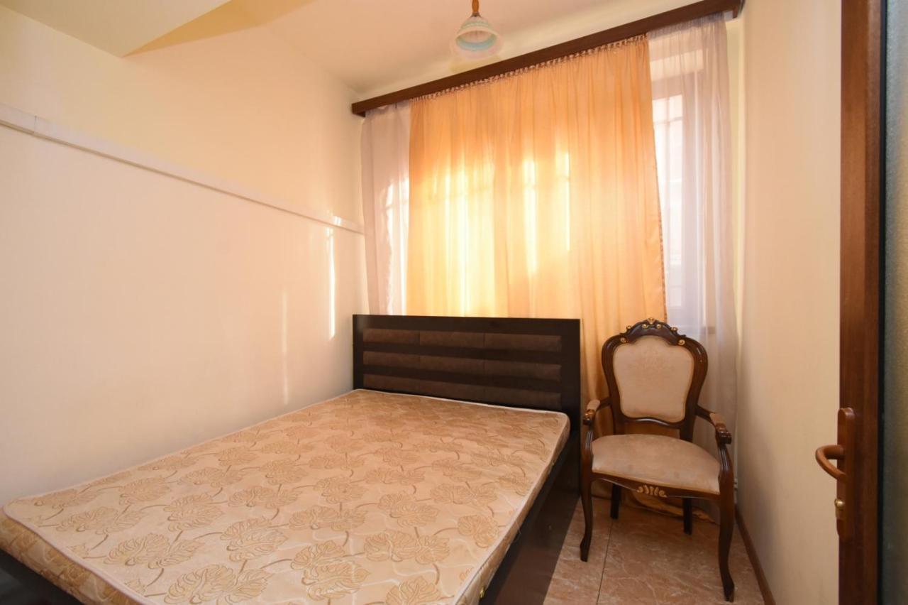 A&X Hostel&tours Erévan Extérieur photo
