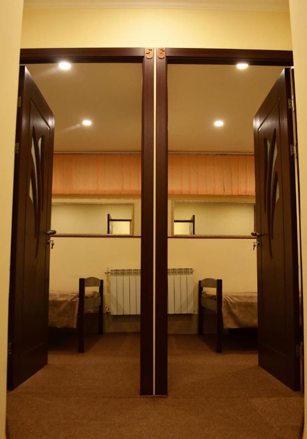 A&X Hostel&tours Erévan Extérieur photo